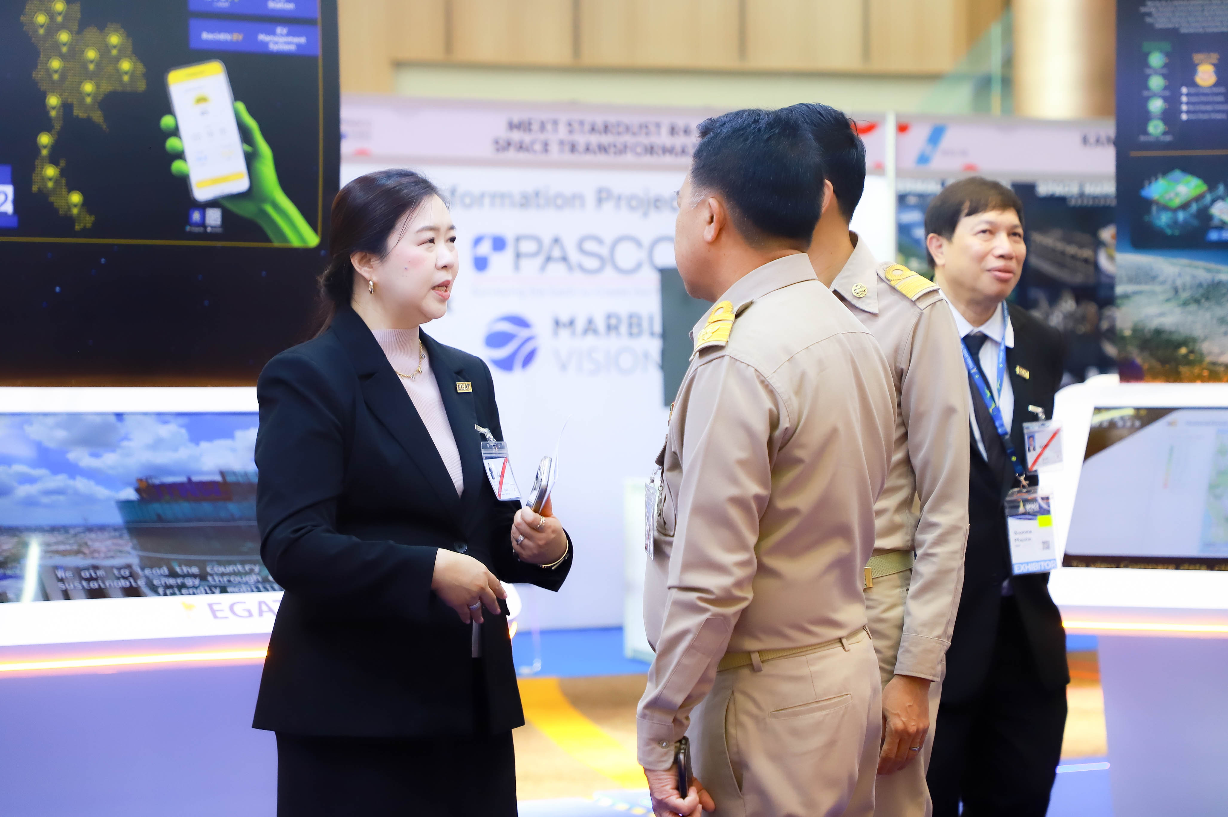 title - รองเลขาธิการ ส.ป.ก. ร่วมเฝ้าทูลละอองพระบาทรับเสด็จฯ และร่วมพิธีเปิดงาน มหกรรมด้านอวกาศแห่งชาติ